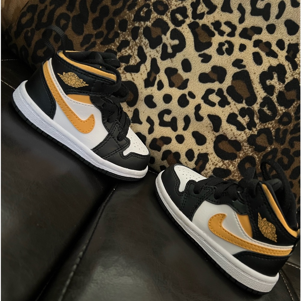 Toddler Jordan 1 Size 5C
